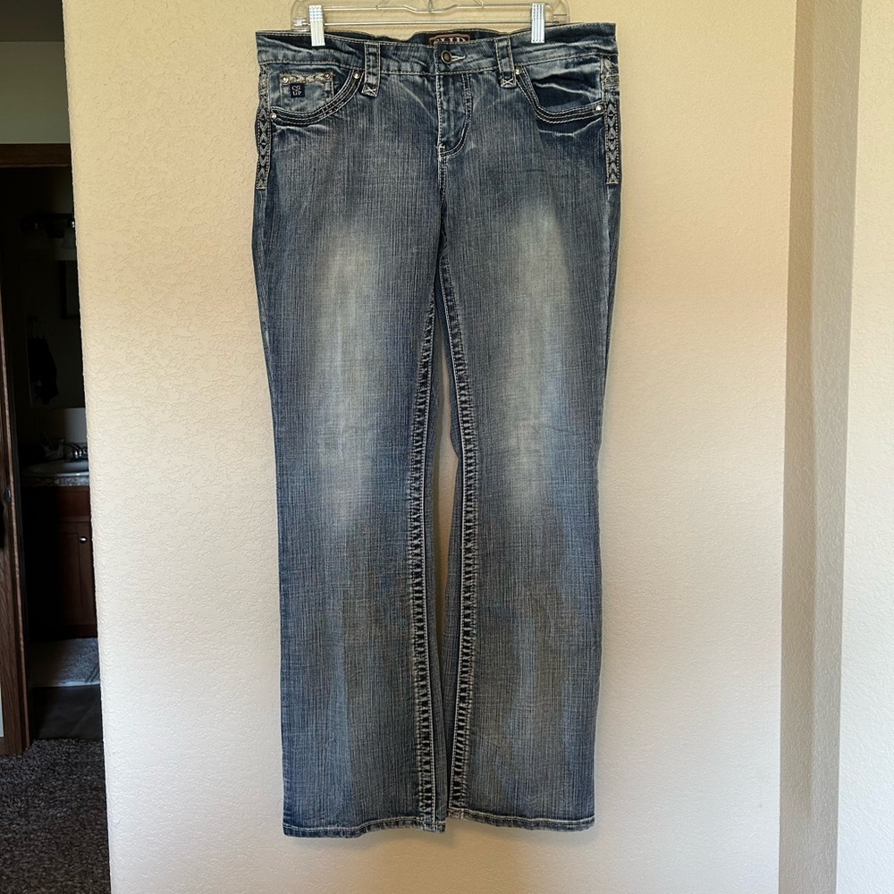 Cowgirl Up Women’s Size 32 Mid Rise Bootcut Jeans Western Denim Medium Wash